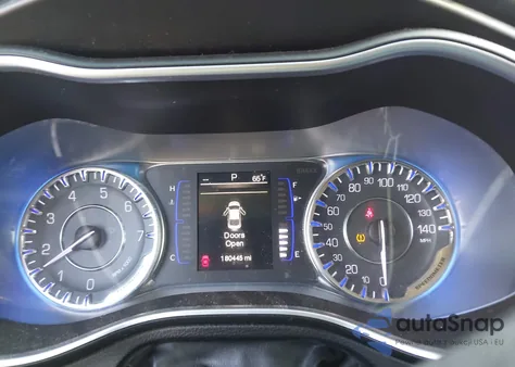 2015 Chrysler 200 Limited из США, поврежденный, VIN 1C3CCCABXFN634339